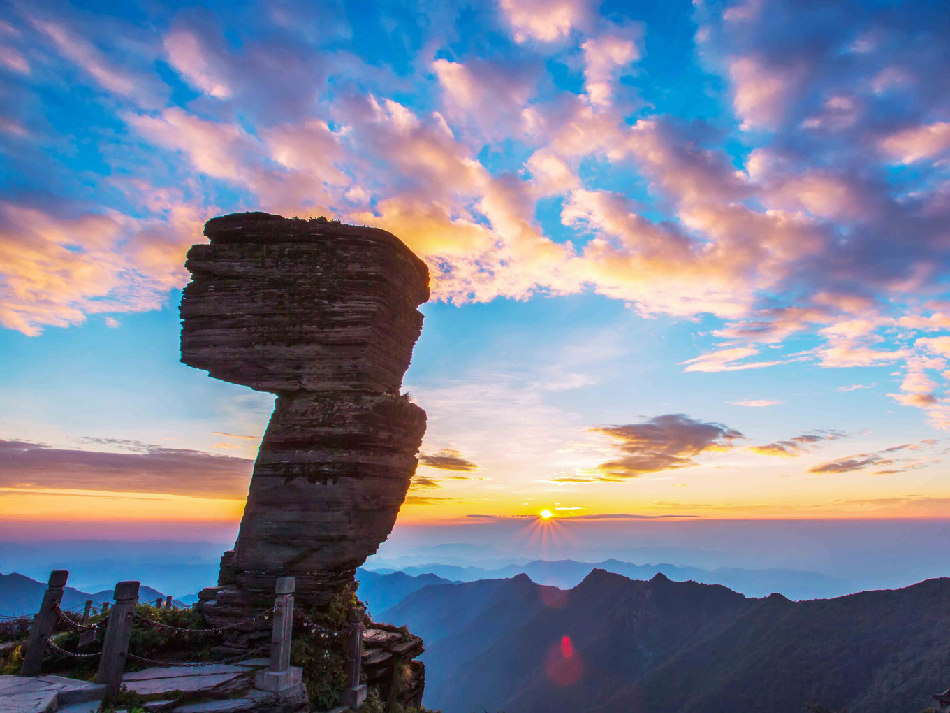 銅仁最美的10大景區(qū)：除了梵凈山之外，還有哪里值得一去？